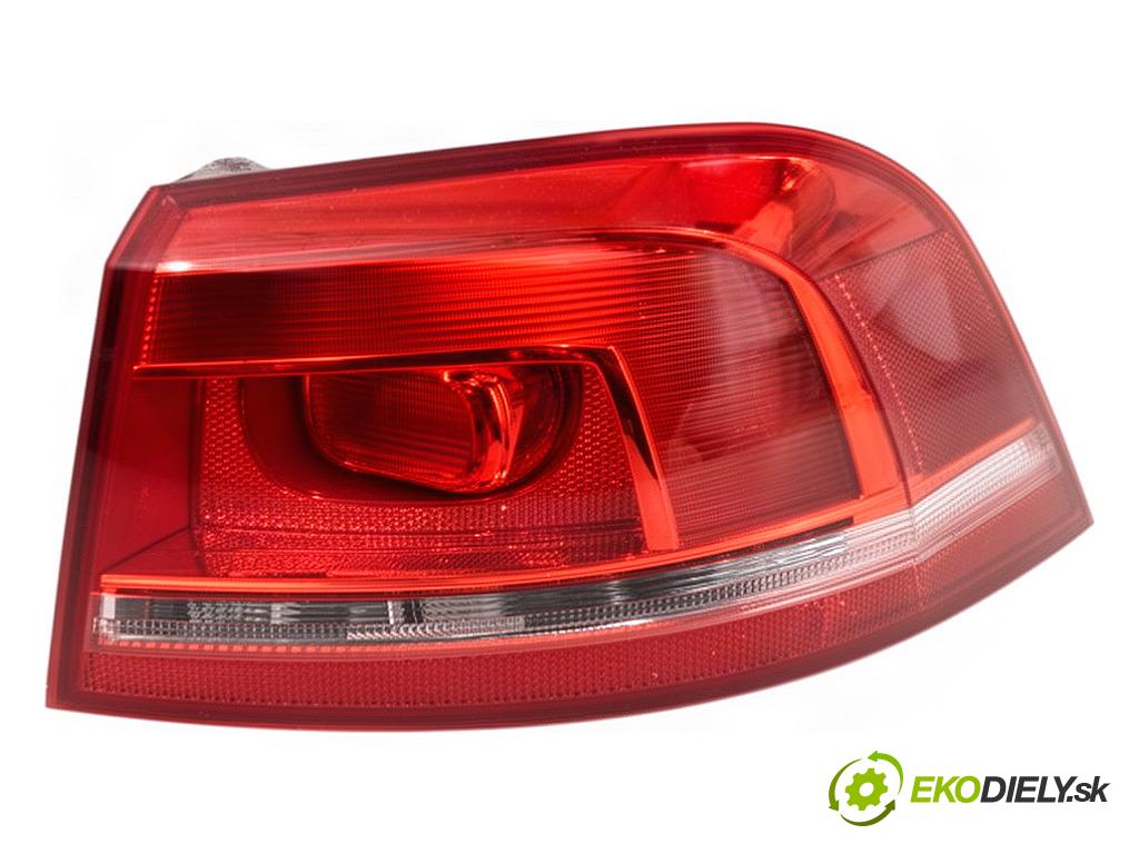 VW PASSAT B7 Kombi 2012 125 kW 2.0 TDI 1968 světlo pravý zadní část 3AF945096E