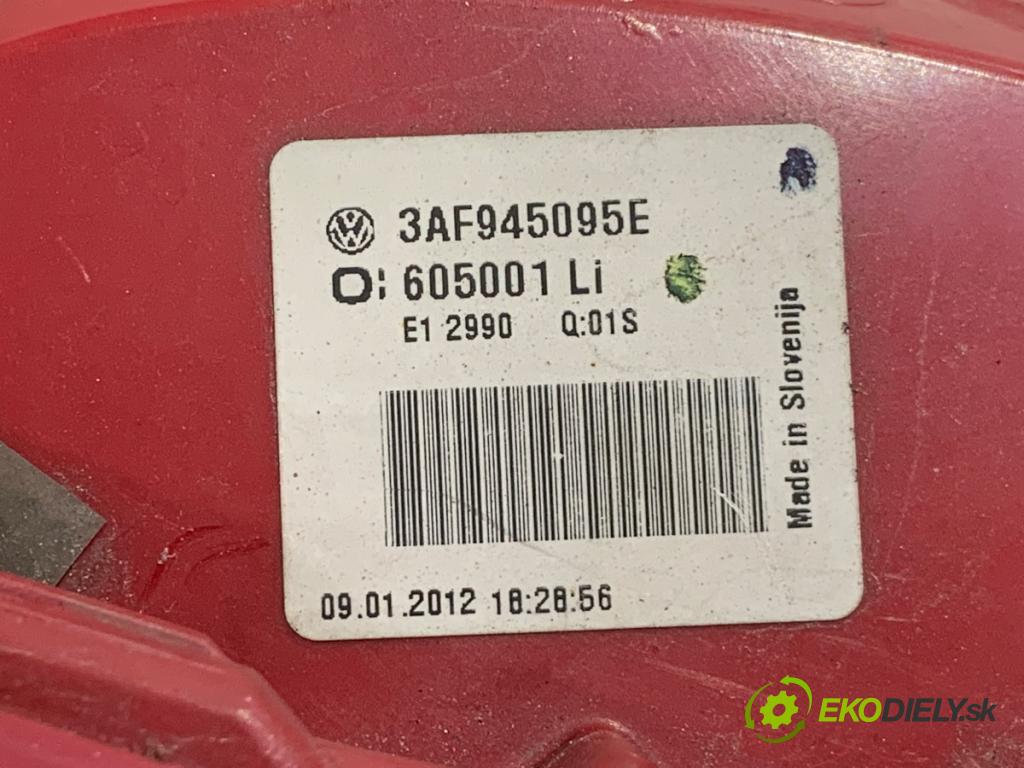 VW PASSAT B7 Kombi 2012 125 kW 2.0 TDI 1968 světlo levý zadní část 3AF945095E