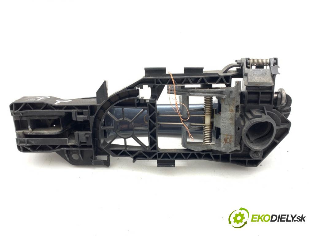 VW PASSAT B7 Kombi 2012 125 kW 2.0 TDI 1968 Kľučka vonkajšia pravy predný