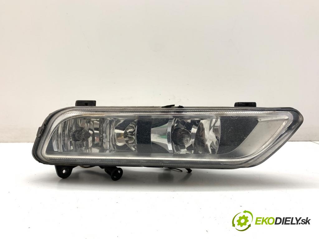 VW PASSAT B7 Kombi 2012 125 kW 2.0 TDI 1968 Hmlové svetlo, hmlovka pravy predný 