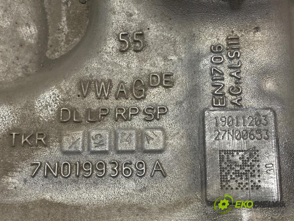 VW PASSAT B7 Kombi 2012 125 kW 2.0 TDI 1968 výztuha pod motor 7N0199369A (Přední výztuha)