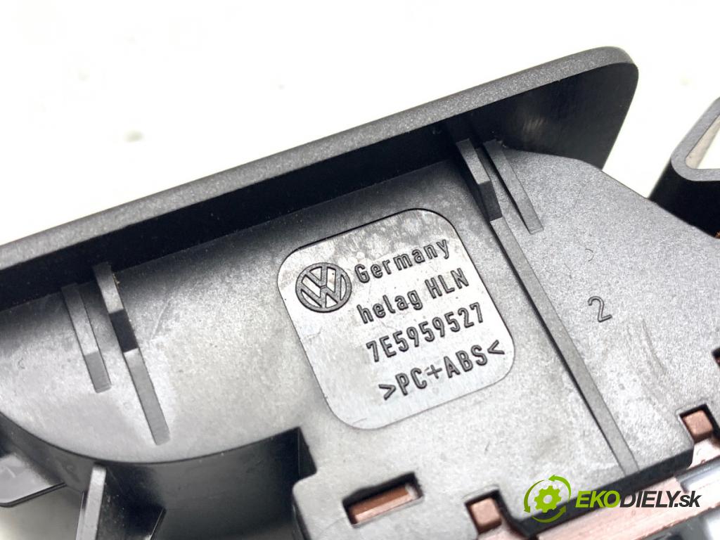 VW PASSAT B7 Kombi 2012 125 kW 2.0 TDI 1968 vypínač ťažného oka VLEČENIE: 7N0959511