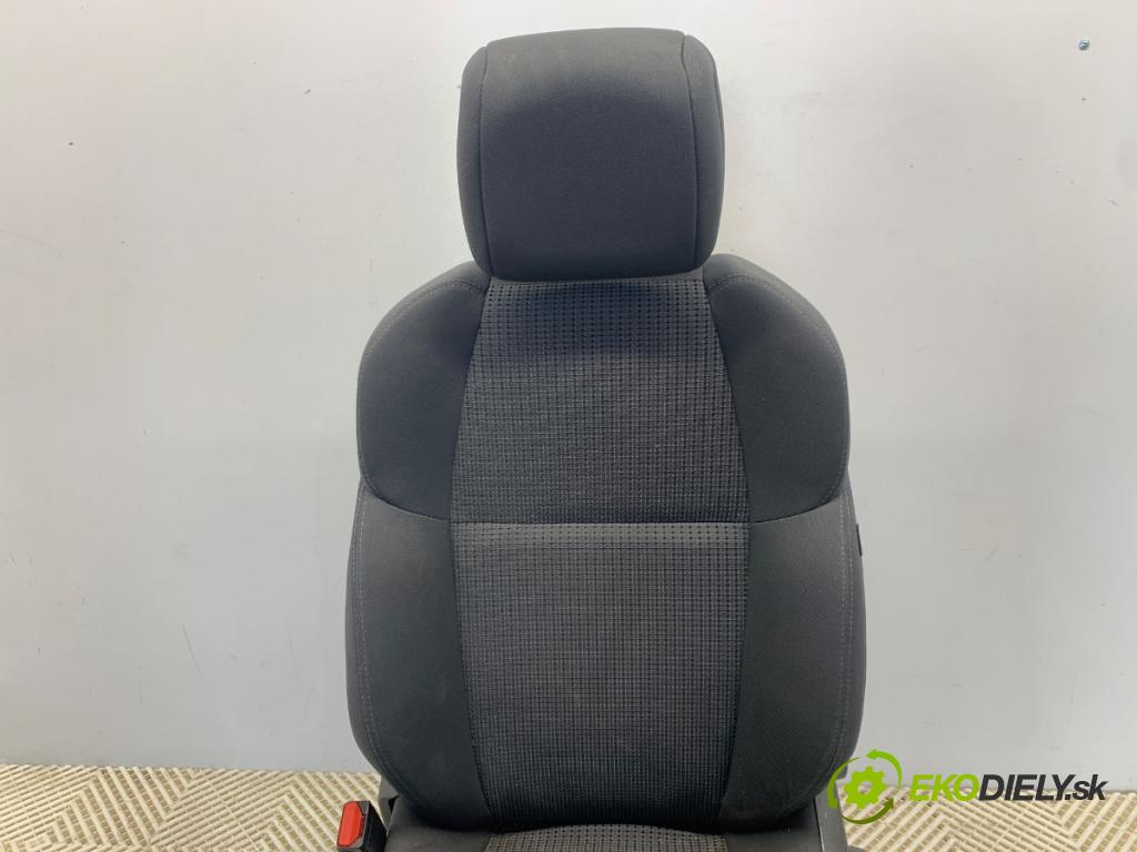 PEUGEOT 508 I sedan 2017 110 kW 2.0 BlueHDi 150 1997 Sedadlo ľavy predný