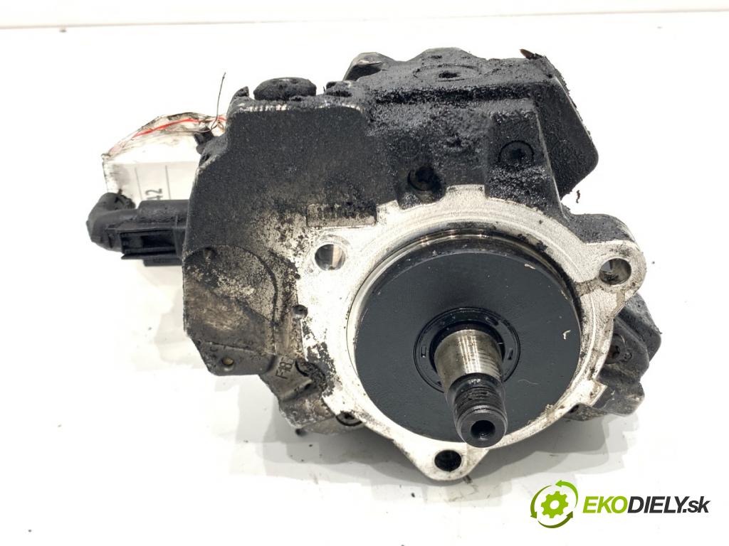 BMW E60 sedan 2004 160 kW 530 d 2993 pumpa vstřikovací 7788678 (Vstřikovací čerpadlo)