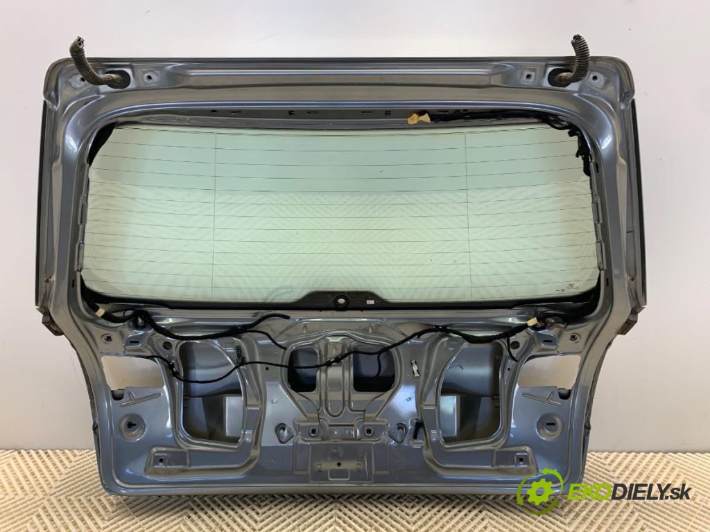 AUDI A4 B7 Kombi 2006 103 kW 2.0 TDI 1968 kapota zadní část