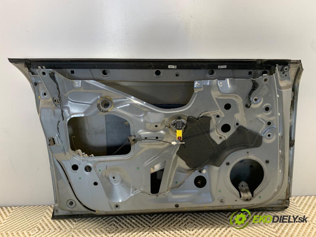 AUDI A4 B7 Kombi 2006 103 kW 2.0 TDI 1968 dveře levý přední část