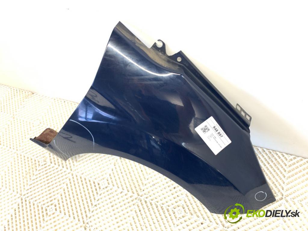 FORD FIESTA MK7 liftback 2013 55 kW 1.5 TDCi 1499 blatník pravý přední část EC