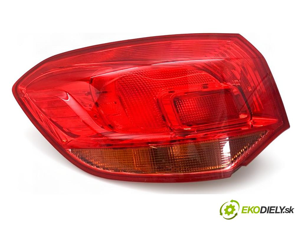 OPEL ASTRA J Kombi 2014 100 kW 1.6 CDTi (35) 1598 světlo levý zadní část