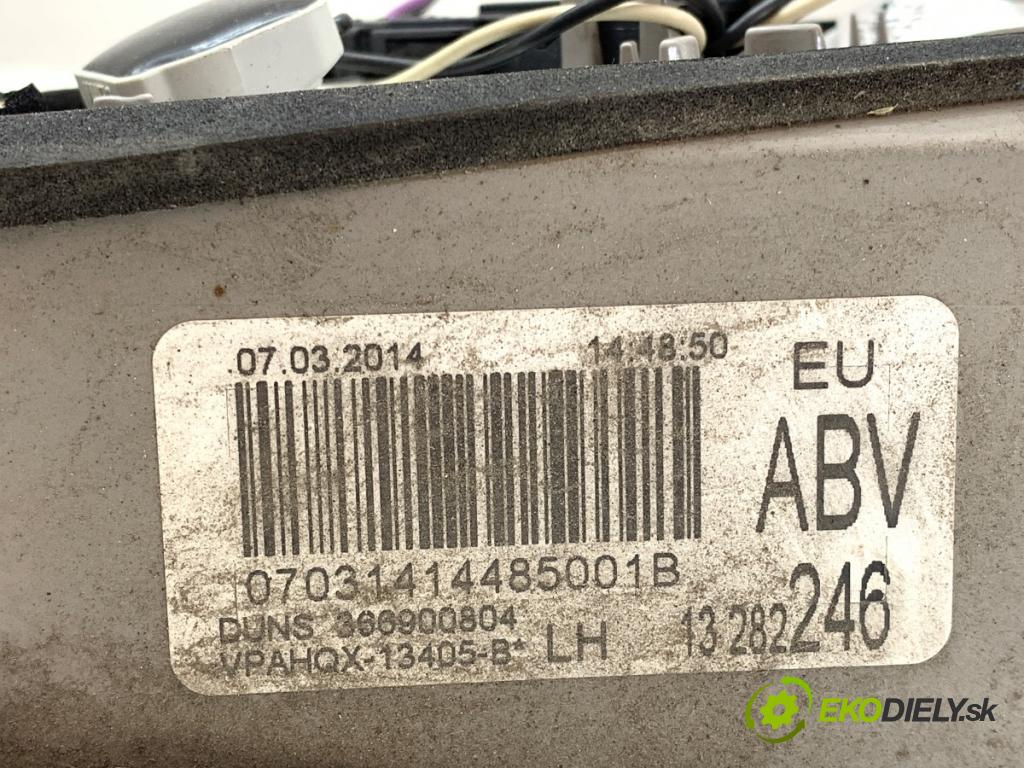 OPEL ASTRA J Kombi 2014 100 kW 1.6 CDTi (35) 1598 světlo levý zadní část vnitřní 13282246
