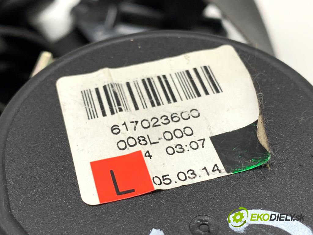 OPEL ASTRA J Kombi 2014 100 kW 1.6 CDTi (35) 1598 držák bezpečnost levý přední část 13443559