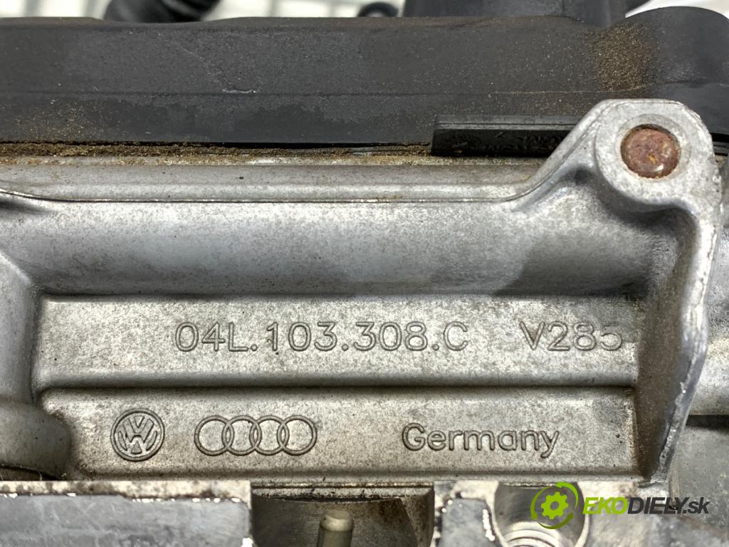 VW GOLF VII Kombi 2015 81 kW 1.6 TDI 1598 hlava válců 04L103292F (Hlava válců)