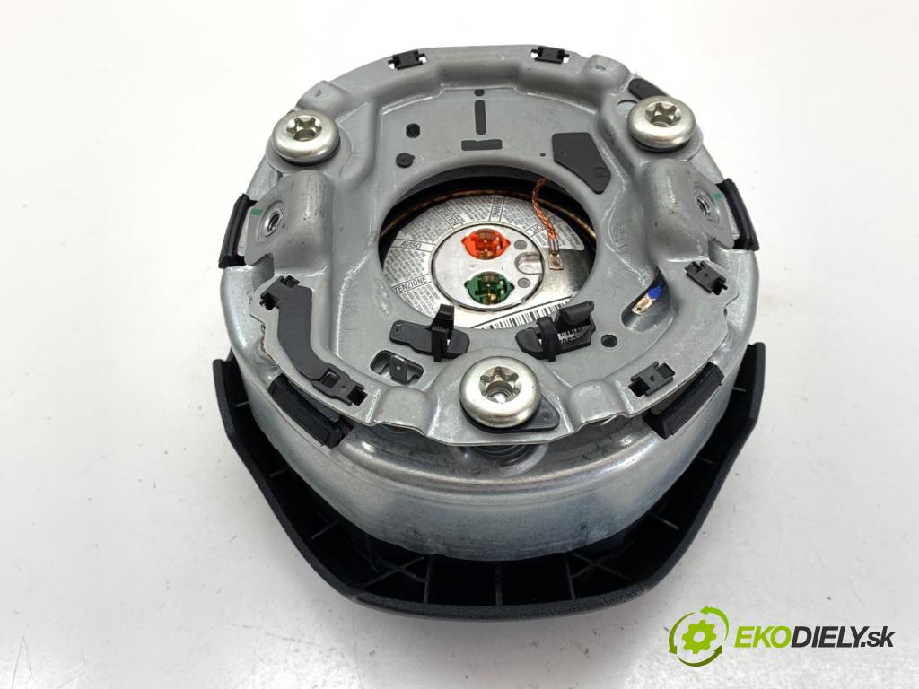 AUDI A4 B7 Kombi 2007 103 kW 2.0 TDI 1968 AirBag volantu 8E0880201DF (Airbag)