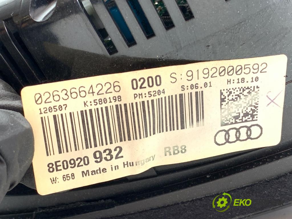 AUDI A4 B7 Kombi 2007 103 kW 2.0 TDI 1968 prístrojovka 8E0920932 (Přístrojová deska)