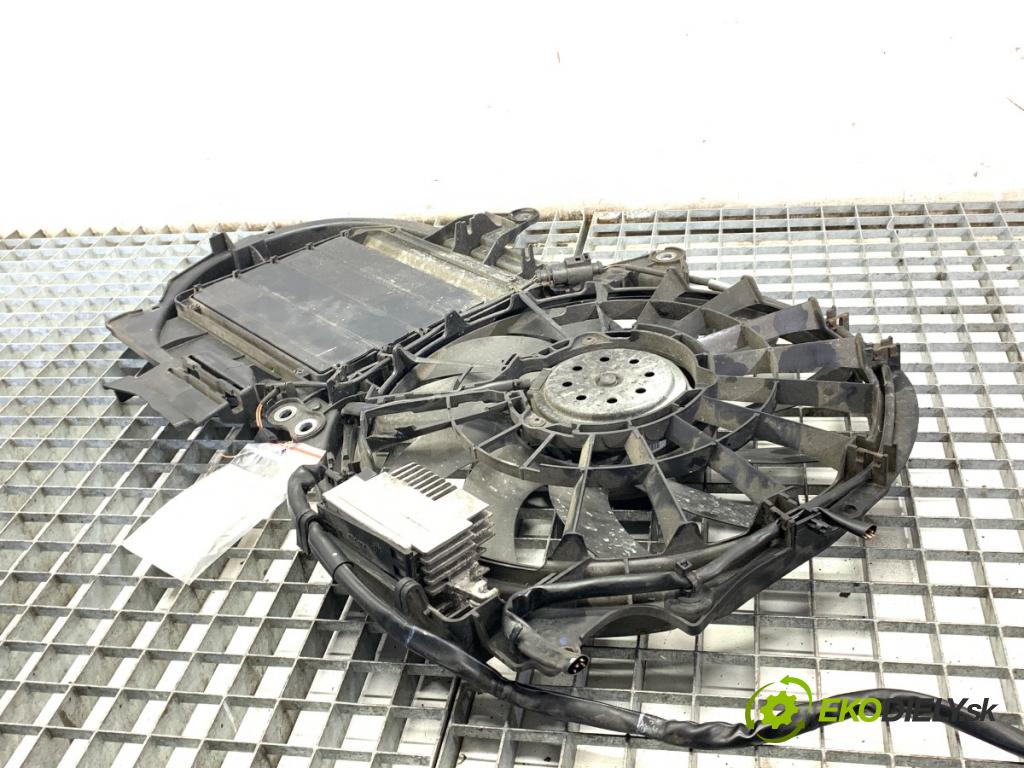 AUDI A4 B7 Kombi 2007 103 kW 2.0 TDI 1968 ventilátor chladiče MODUL: 8E0121205AE