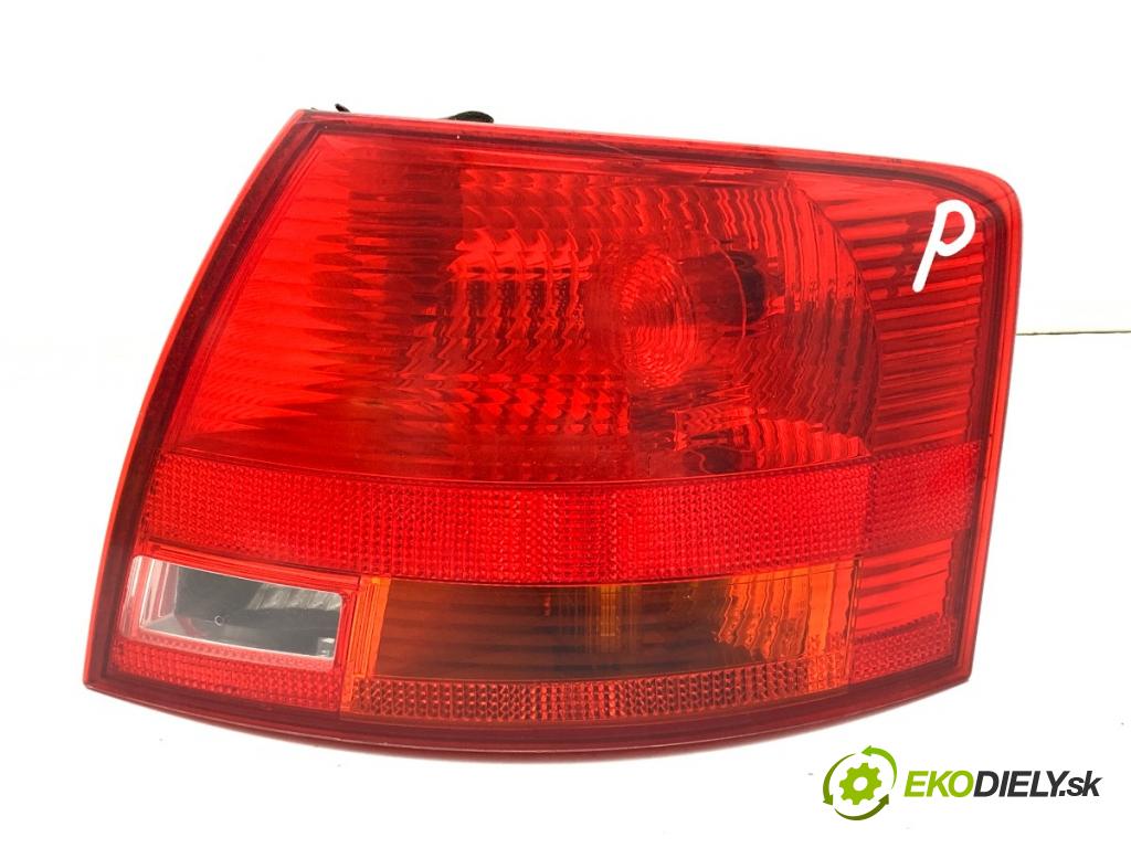 AUDI A4 B7 Kombi 2006 103 kW 2.0 TDI 1968 světlo pravý zadní část 8E9945096E