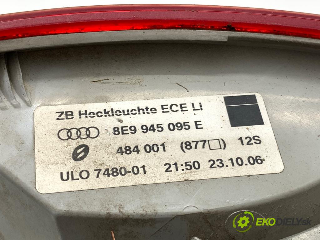AUDI A4 B7 Kombi 2006 103 kW 2.0 TDI 1968 světlo levý zadní část 8E9945095E