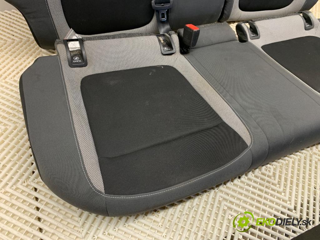 SKODA FABIA III liftback 2015 55 kW 1.0 999 sedadlo druhý VLÁDA: