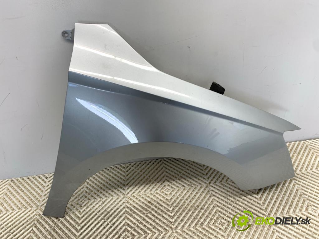 SKODA FABIA III liftback 2015 55 kW 1.0 999 Blatník pravy predný 