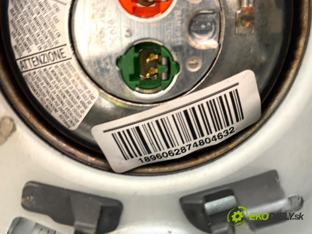 AUDI A4 B7 Kombi 2006 103 kW 2.0 TDI 1968 AirBag volantu 8E0880201DH (Airbag)