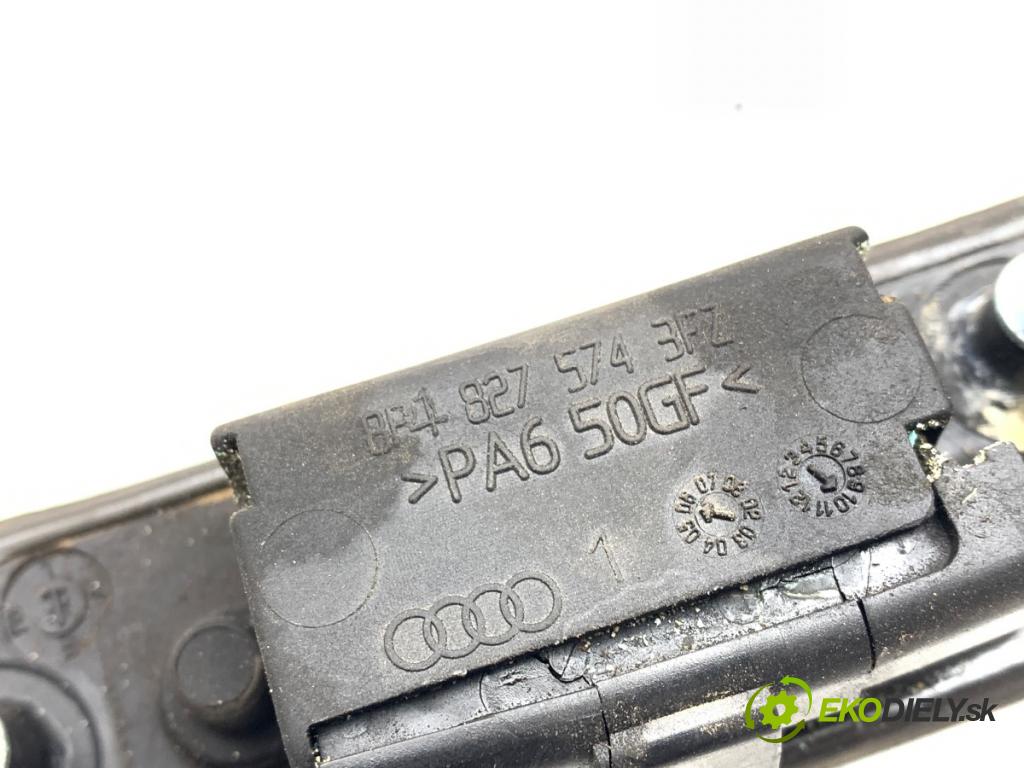 AUDI A4 B7 Kombi 2006 103 kW 2.0 TDI 1968 klika dveří zadní část 8P4827574