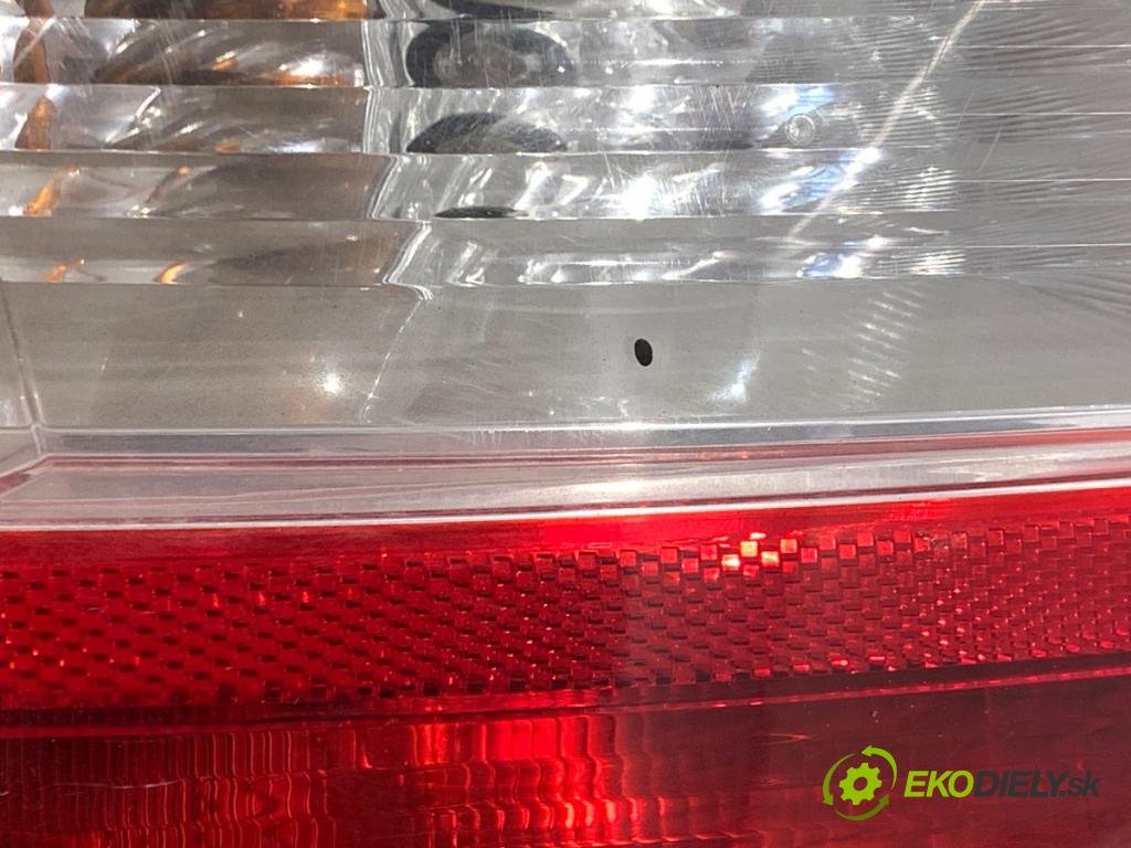 SKODA FABIA III liftback 2015 55 kW 1.0 999 Svetlo ľavy zad 6V6945095