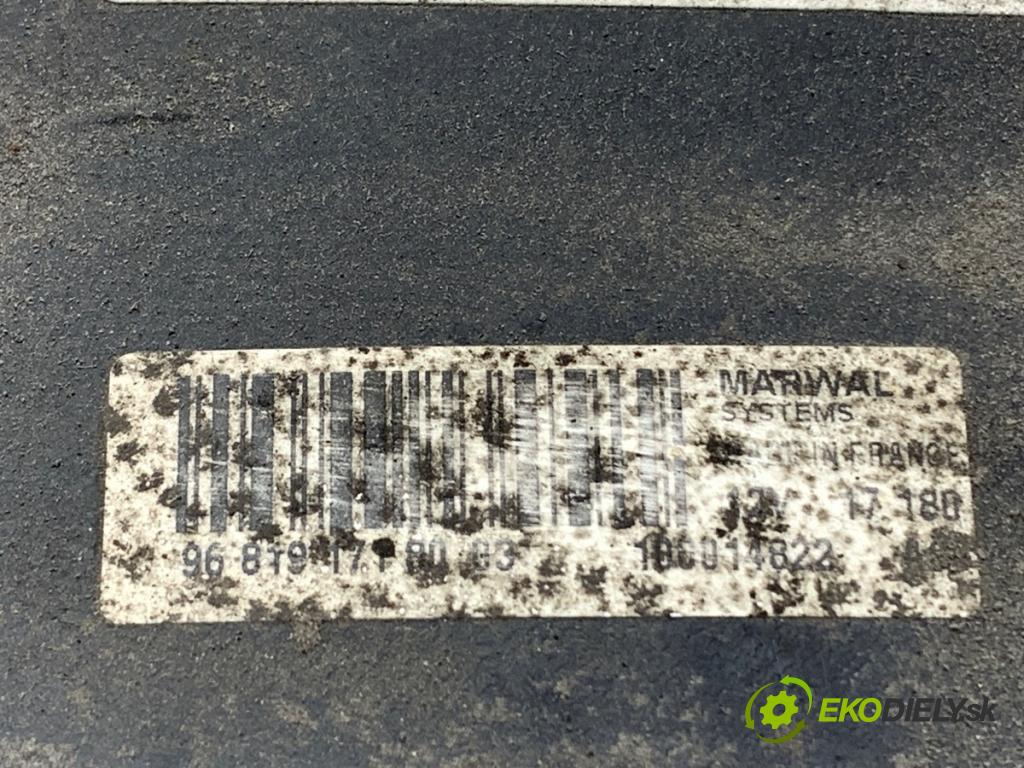 PEUGEOT 508 I sedan 2017 110 kW 2.0 BlueHDi 150 1997 nádržka DPF 9681917180