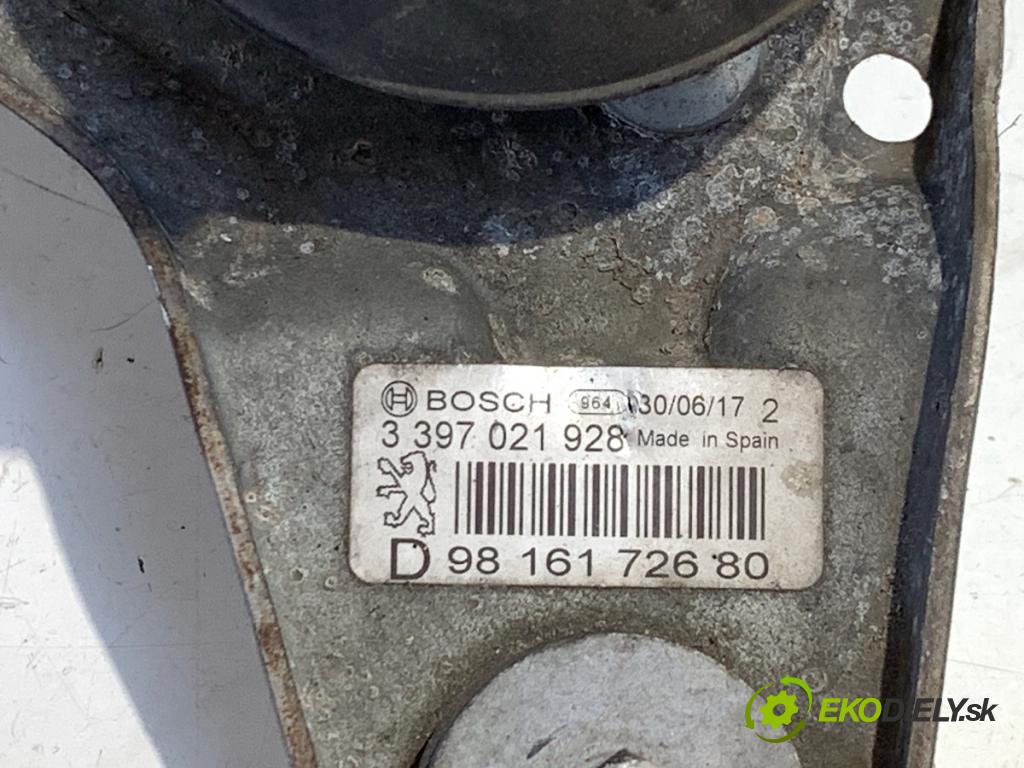 PEUGEOT 508 I sedan 2017 110 kW 2.0 BlueHDi 150 1997 Mechanizmus stieračov pravy predný 9816172680