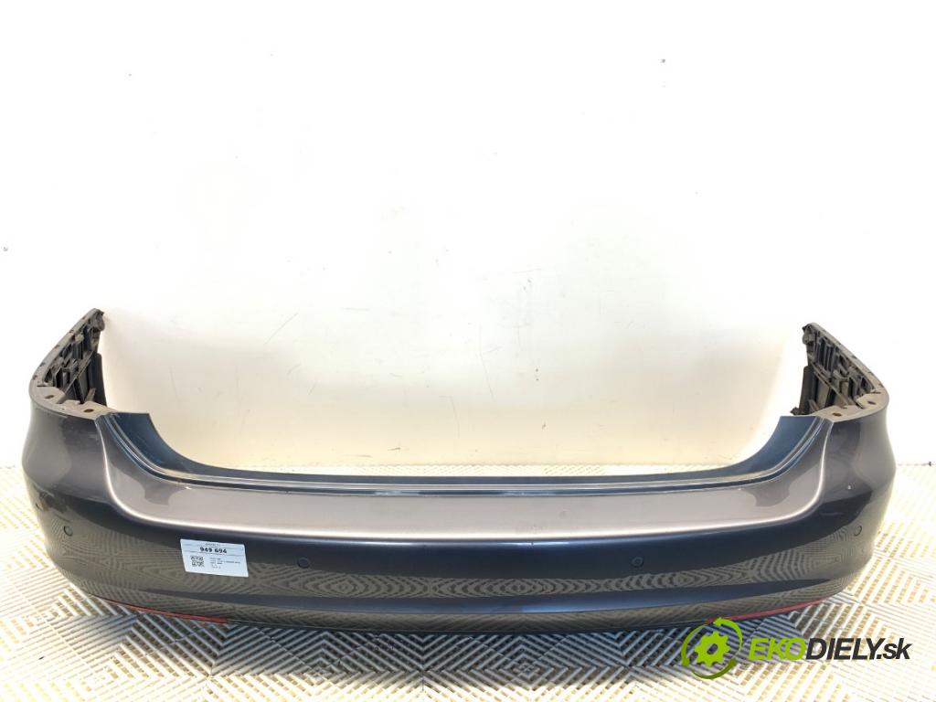 VW GOLF V Kombi 2007 75 kW 1.6 1595 Nárazník zad LD7X: 