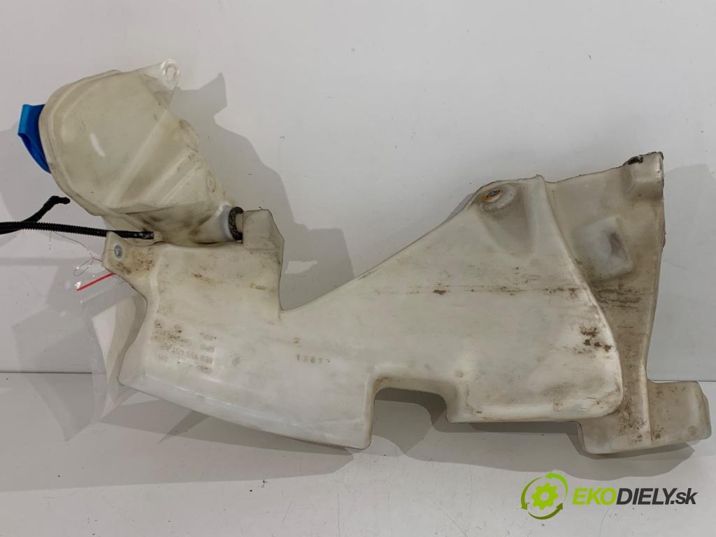 AUDI A4 B7 Kombi 2007 103 kW 2.0 TDI 1968 nádržka ostřikovačů 8E0955451AR