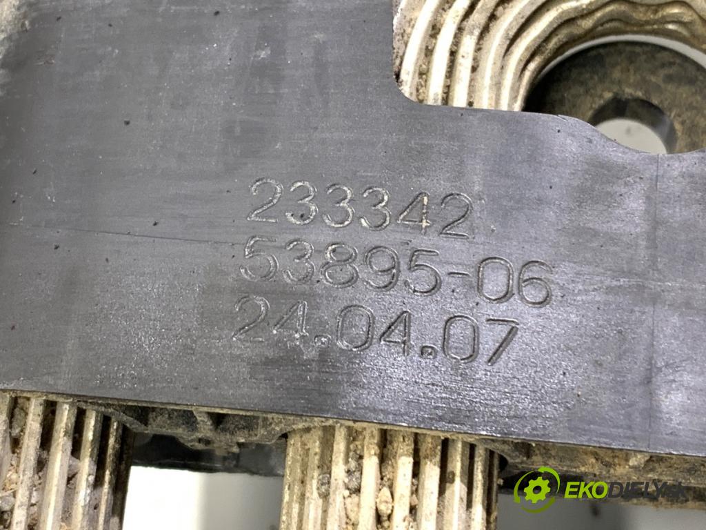AUDI A4 B7 Kombi 2007 103 kW 2.0 TDI 1968 chladič paliva 8E0203572J