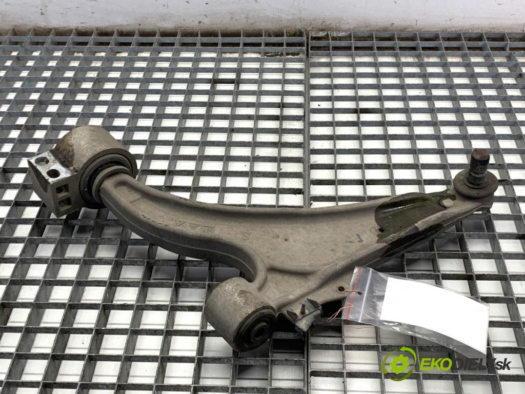 OPEL ASTRA J Kombi 2014 100 kW 1.6 CDTi (35) 1598 rameno levý přední část