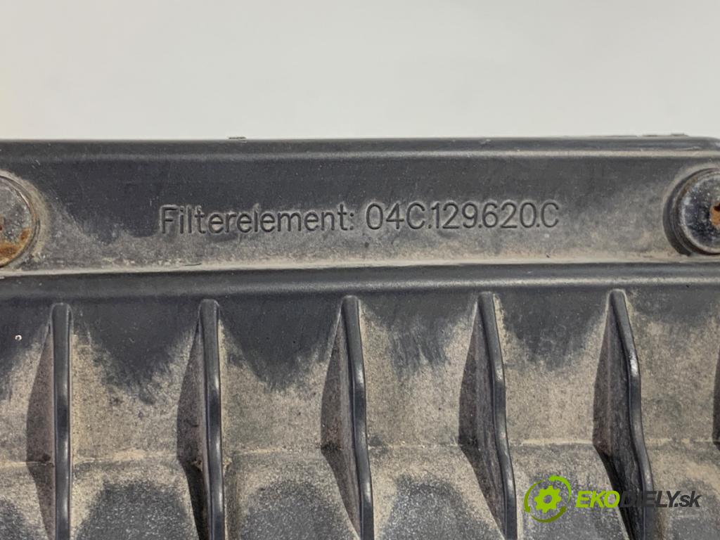 SKODA FABIA III liftback 2015 55 kW 1.0 999 obal filtra vzduchu 04C129611J (Kryt vzduchového filtru)