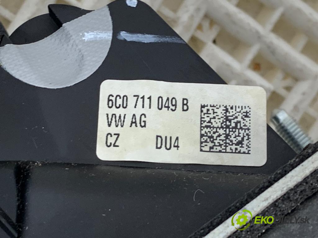 SKODA FABIA III liftback 2015 55 kW 1.0 999 kulisa 6C0711049B (Řadicí páka (kulisa) )