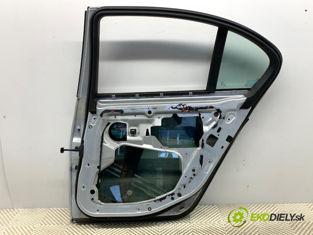 BMW E60 sedan 2006 160 kW 525 i 2996 dveře pravý zadní část 354/7