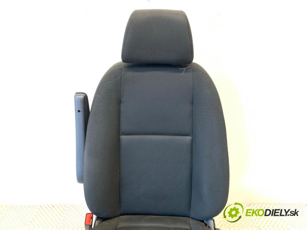 MERCEDES-BENZ eSPRINTER Skrzynia Skrzynia 2021 85 kW Electric (910.633)  Sedadlo ľavy predný