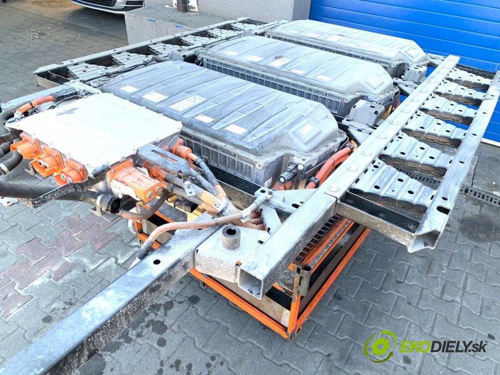 MERCEDES-BENZ eSPRINTER Skrzynia Skrzynia 2021 85 kW Electric (910.633)  BATERIA HYBRYDA A7899012501