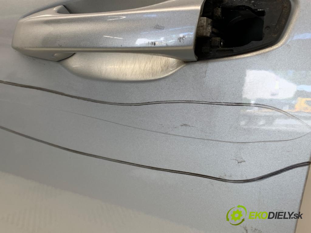 SKODA OCTAVIA III liftback 2015 81 kW 1.6 TDI 1598 Dvere ľavy predný LA7W