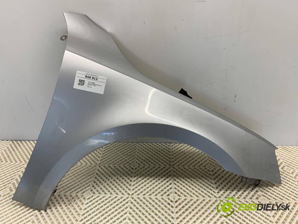 SKODA OCTAVIA III liftback 2015 81 kW 1.6 TDI 1598 Blatník pravy predný 