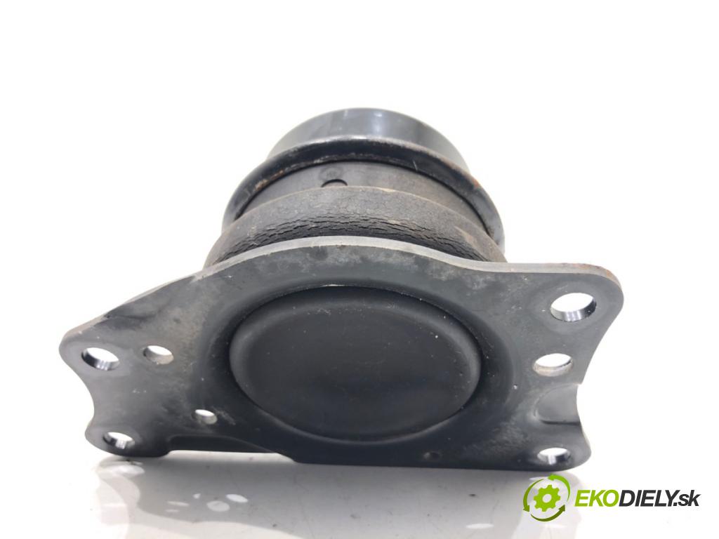 SKODA FABIA III liftback 2016 66 kW 1.2 TSI 1197 AirBag motora pravý 6Q0199262BF
