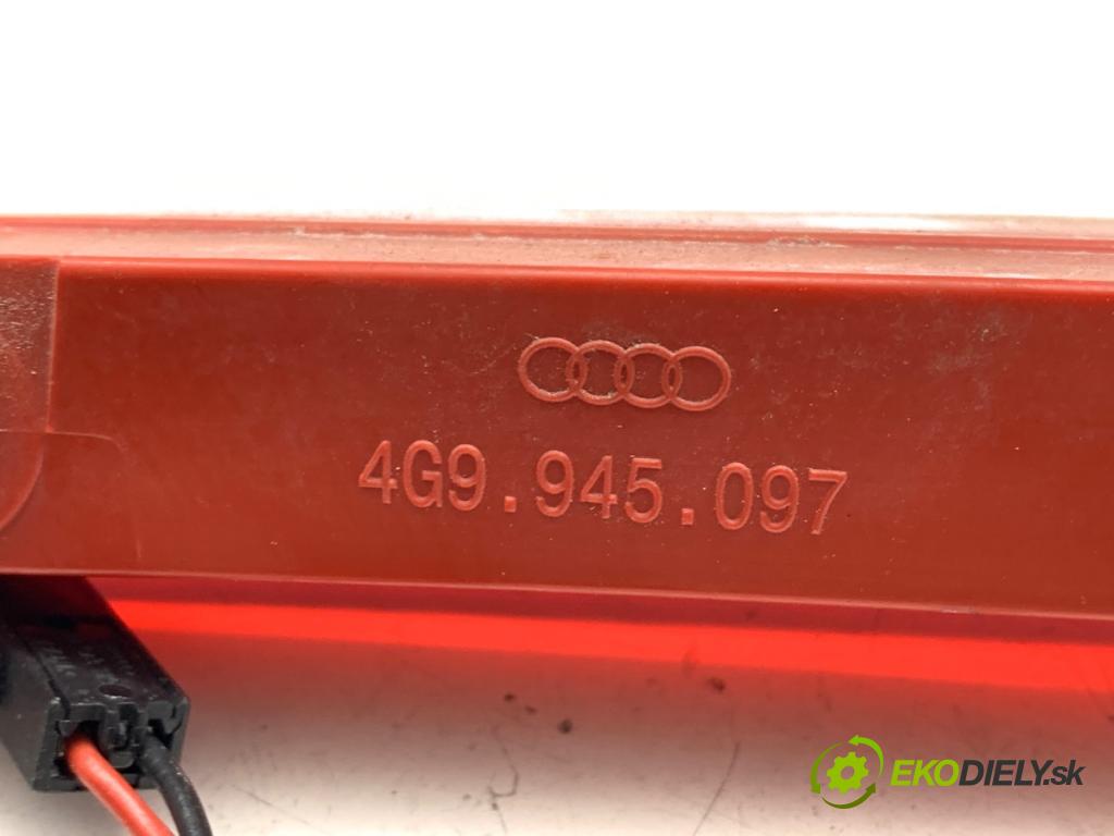 AUDI A6 C7 Kombi 2012 130 kW 2.0 TDI 1968 světlo brzdových světel 4G9945097