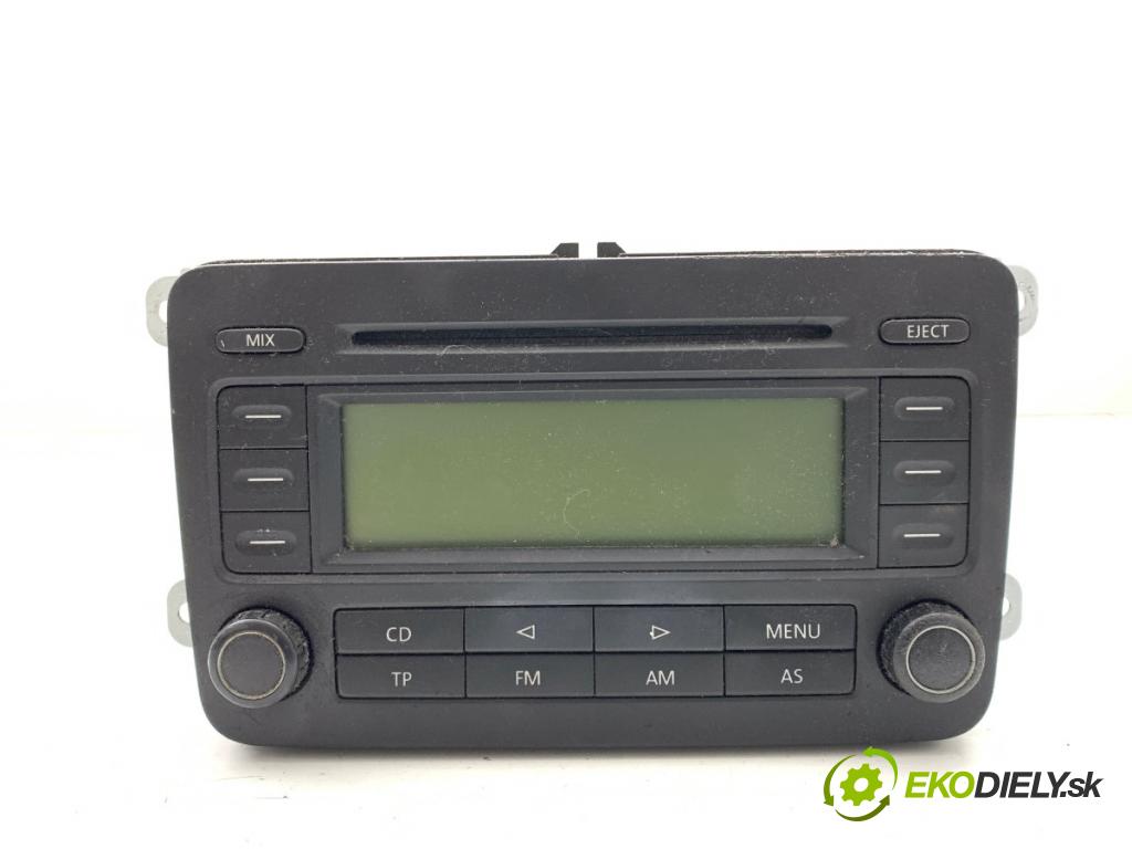 VW GOLF V liftback 2004 66 kW 1.4 FSI 1390 RADIO  (Audio zariadenie)