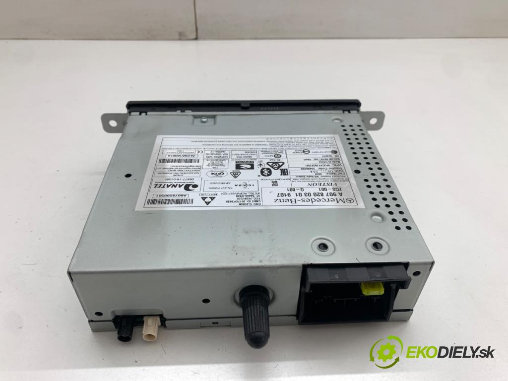 MERCEDES-BENZ eSPRINTER Skrzynia Skrzynia 2021 85 kW Electric (910.633)  RADIO A9078200301 (Audio zariadenie)