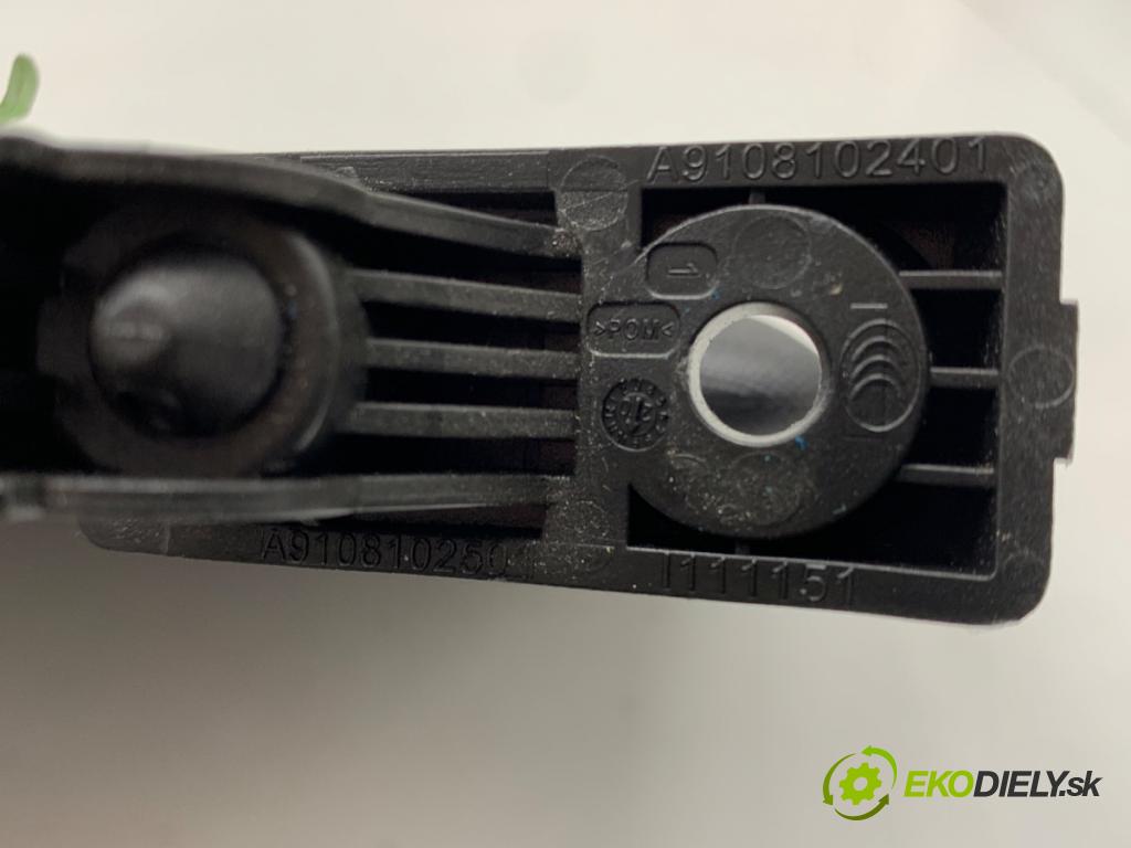 MERCEDES-BENZ eSPRINTER Skrzynia Skrzynia 2021 85 kW Electric (910.633)  clona sluneční levý