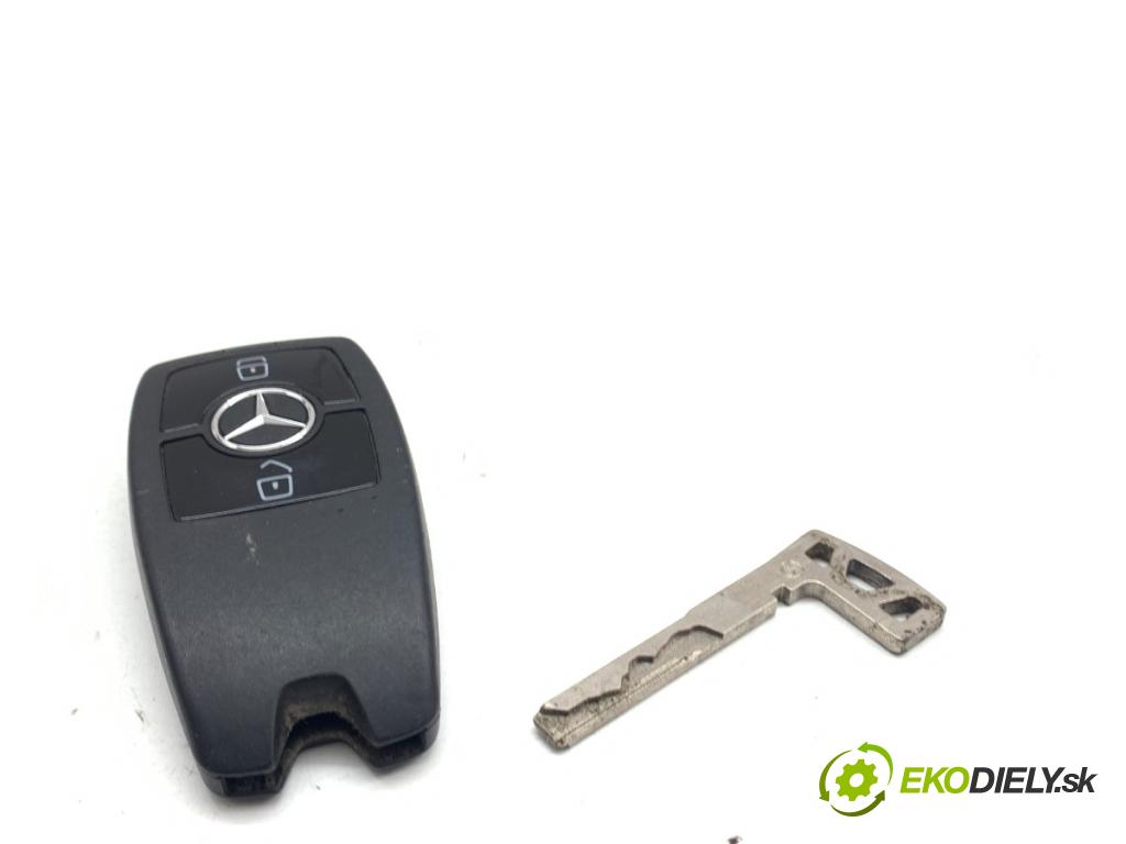 MERCEDES-BENZ eSPRINTER Skrzynia Skrzynia 2021 85 kW Electric (910.633)  klíč