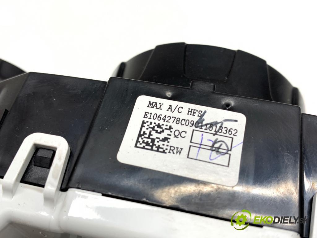 FORD FIESTA MK7 liftback 2015 60 kW 1.25 1242 Panel ovládaní topení 8A61-18549 (Páčky pod volantem)
