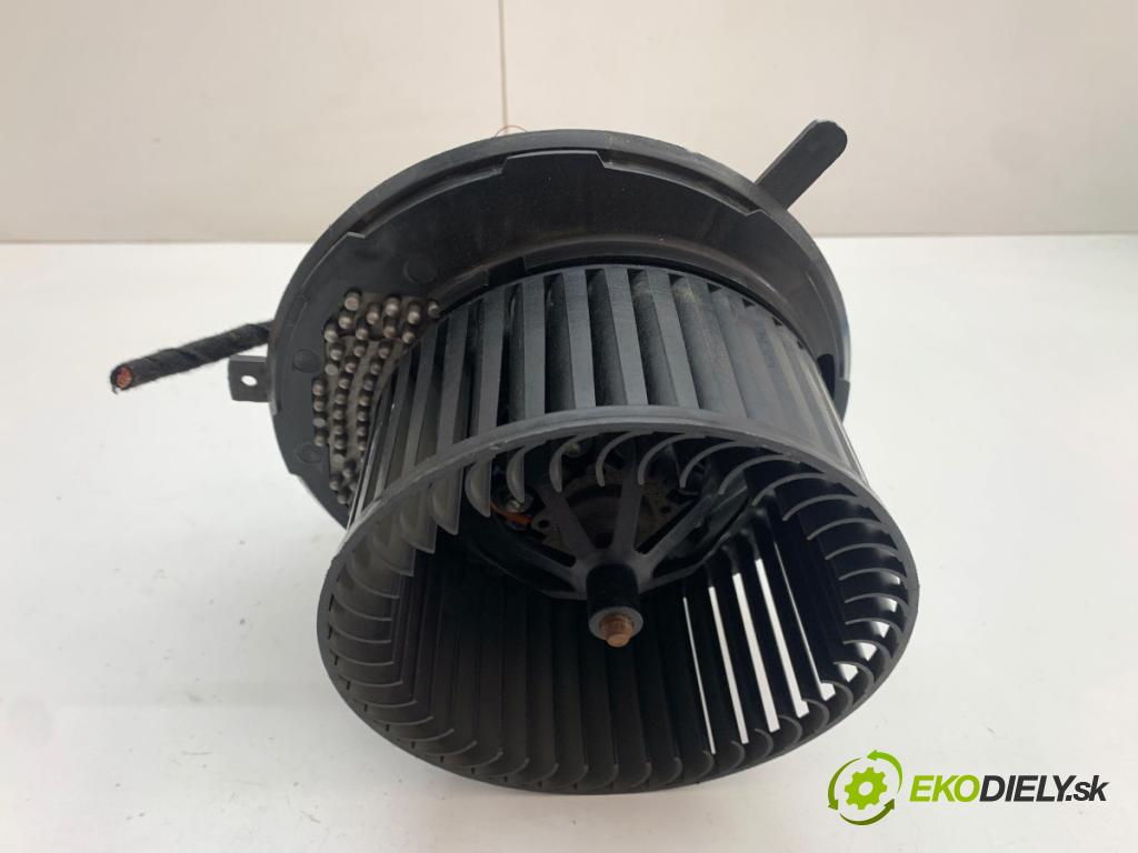 VW GOLF V Kombi 2007 75 kW 1.6 1595 ventilátor kúrenia 