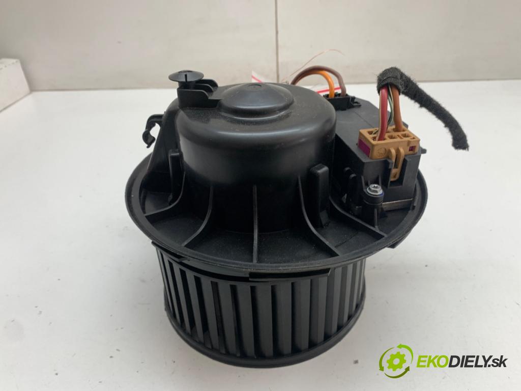 VW GOLF V Kombi 2007 75 kW 1.6 1595 ventilátor kúrenia
