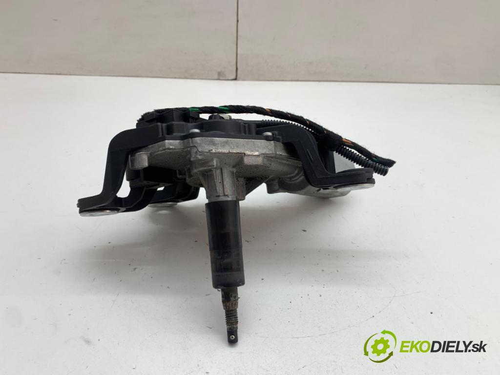 VW GOLF V Kombi 2007 75 kW 1.6 1595 Motor stieračov zad 1K9955711A