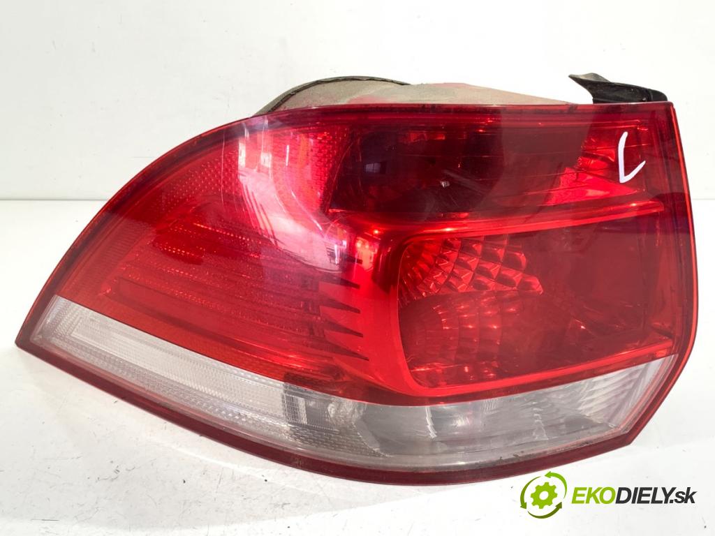 VW GOLF V Kombi 2007 75 kW 1.6 1595 světlo levý zadní část 1K9945095A