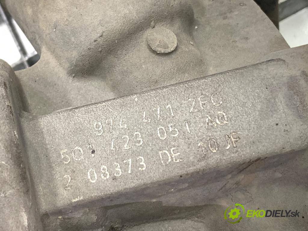 SKODA OCTAVIA III liftback 2015 81 kW 1.6 TDI 1598 řízení volantu řízení 5Q1423051AQ